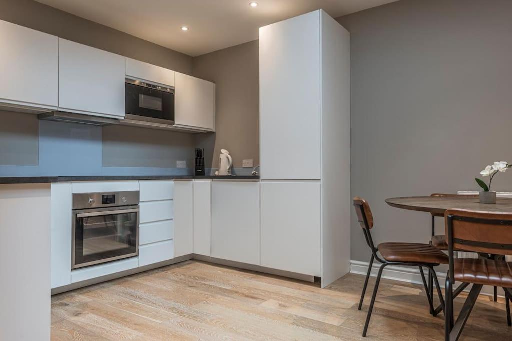 Nelson Crescent West : Modern One Bedroom Basement Apartment In Central Location Ράμσγκεϊτ Εξωτερικό φωτογραφία