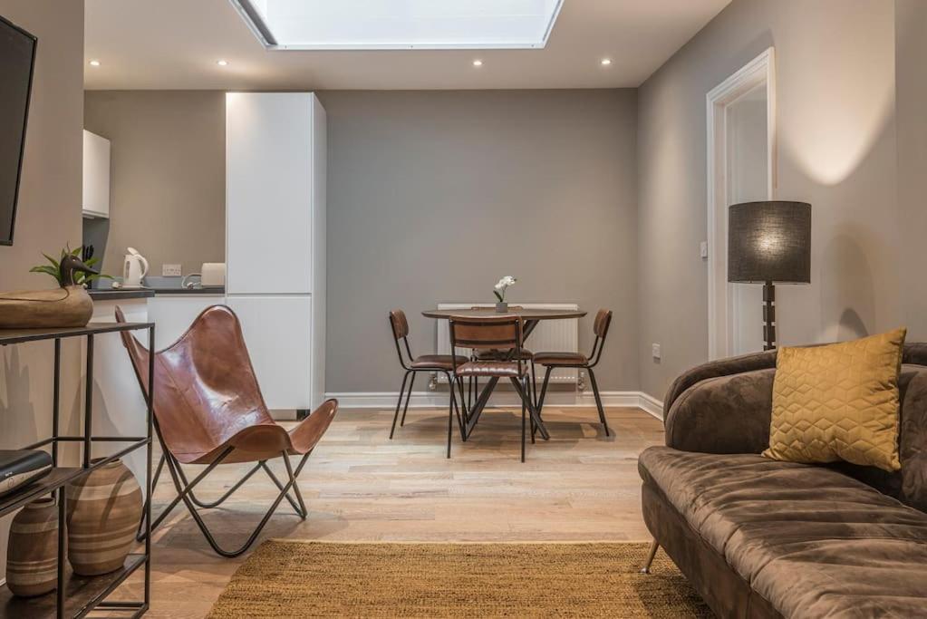 Nelson Crescent West : Modern One Bedroom Basement Apartment In Central Location Ράμσγκεϊτ Εξωτερικό φωτογραφία